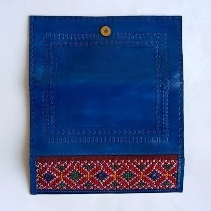 Handcrafted Kutchi Leather Wallet with Embroidery. - Image 5